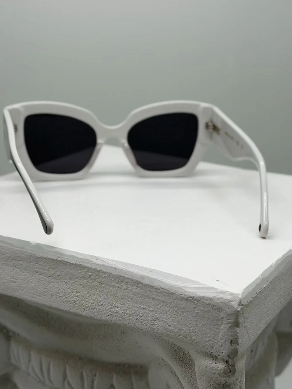 Black & White Cat-Eye Women's Sunglasses - Picture 3 of 3